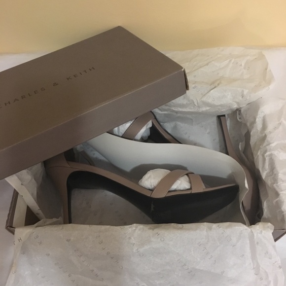 Charles & Keith Shoes - NEW Charles & Keith Heels